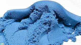 Satisfying Video l Kinetic Sand Strawberry Cutting ASMR #18 Zon Zon