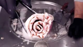 How to make Ice Cream out of Ice Cream | Magnum Popsicles become delicious Ice Cream Rolls - ASMR