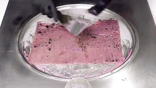 ASMR - Pink Lady Gaga OREO Ice Cream Rolls | Food crushing and crinkle Sounds - intense ASMR Tingles
