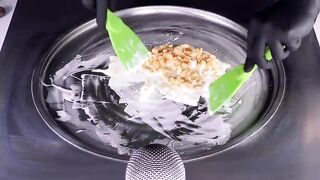 ASMR - Crunchy FritoLay Cheetos Wasabi & Cheese Ice Cream Rolls | satisfying Food 남자 asmr 먹방 / 韓国料理
