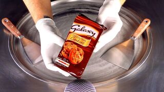 ASMR - Galaxy Chocolate Chunk Cookies Ice Cream Rolls | oddly satisfying fast tapping & scratching