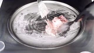 ASMR - pink Pringles Ice Cream Rolls | oddly satisfying Ice Cream - tapping & scratching fast ASMR