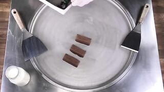 Ice Cream Rolls | delicious rolled m&m´s Ice Cream with Chocolate Cake Bars | mms fried Ice Cream