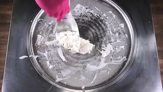 TWIX Yogurt Ice Cream Rolls | how to make TWIX Chocolate Bar and Yogurt rolled Ice Cream | ASMR Food