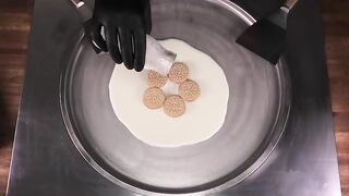 Oreo Cinnamon Bun - Ice Cream Rolls | how to make Ice Cream with Cookie | most satisfying ASMR Food