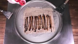 TWIX Ice Cream Rolls | TWIX Spekulatius rolled fried Ice Cream with Chocolate and Caramel | ASMR