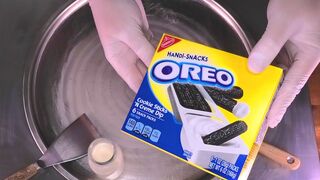 OREO Ice Cream Rolls | fried rolled Cookie Ice Cream with Oreo Handi-Snacks | Satisfying Food ASMR