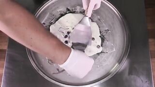 KitKat Ice Cream Rolls | how to make rolled fried Ice Cream with Kit Kat Pop Choc Chocolate | ASMR