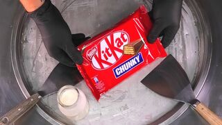 KitKat Chunky Ice Cream Rolls | Fried Thai rolled ice cream roll with KitKat Chocolate Bar | ASMR