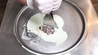 BOUNTY Ice Cream Rolls | how to make Bounty Ice Cream with Cocos Spread and Chocolate recipe / ASMR