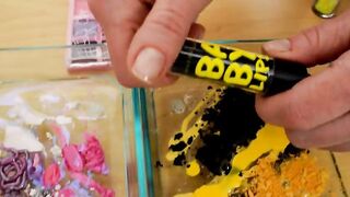 Ice Cream Bee - Mixing Makeup Eyeshadow Into Slime! Special Series