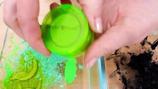 Neon Green vs Black - Mixing Makeup Eyeshadow Into Slime ASMR