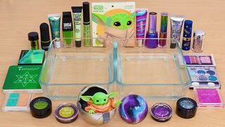 Baby Yoda vs Galaxy - Mixing Makeup Eyeshadow Into Satisfying Slime ASMR
