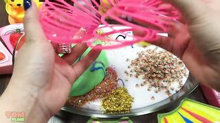 Mixing Makeup and Glitter into Glossy Slime | Slime Smoothie | Satisfying Slime Videos #380