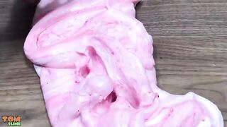 Mixing Lipstick into Fluffy Slime - Recycling my old Lipsticks | Tom Slime