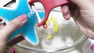 Mixing Eyeshadow and Hand Soap into Clear Slime! Relaxing Slimesmoothie Satisfying Slime Videos #112