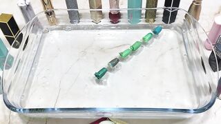 Mixing Green Lipstick into Clear Slime !!! Relaxing Slimesmoothie Satisfying Slime Videos #111