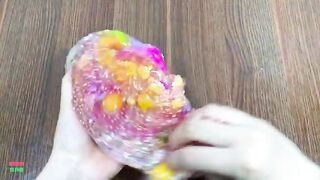 MIXING MAKEUP AND FLOAM INTO SUPER CLEAR SLIME || RELAXING WITH PINK AND BLUE COLORS