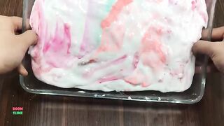 MIXING MAKEUP AND GLITTER INTO GLOSSY SLIME || RELAXING SATISFYING SLIME VIDEO || WONDERFUL SLIME