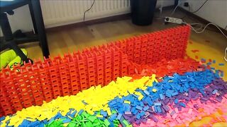 Old Domino Wall Record - 6,400 Dominoes