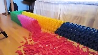 Huge Domino 3D Structure